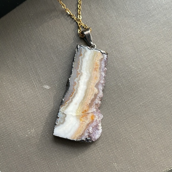 Geo Necklace - Picture 3 of 6